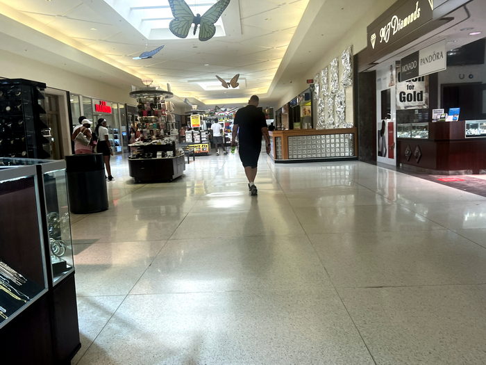 Oakland Mall - July 23 2022 (newer photo)